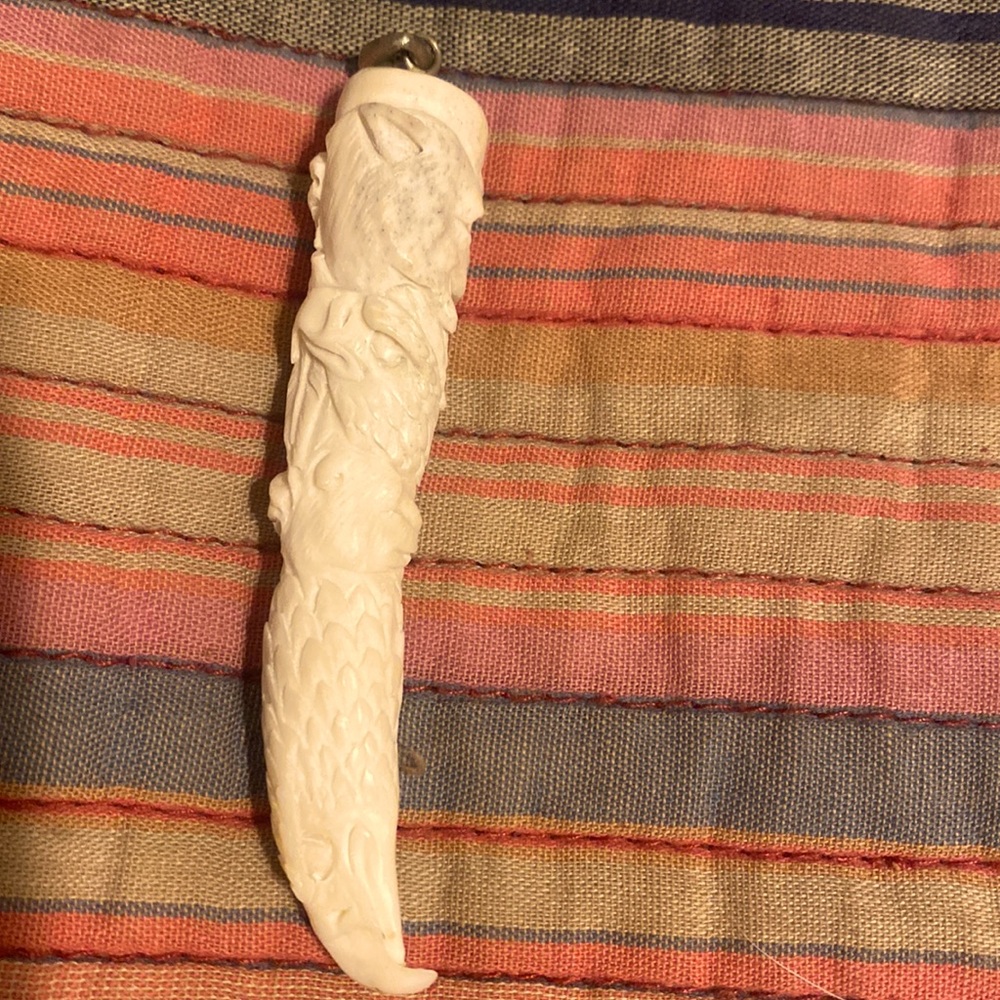 Totem Eagle Pendant - Picture 3 of 4